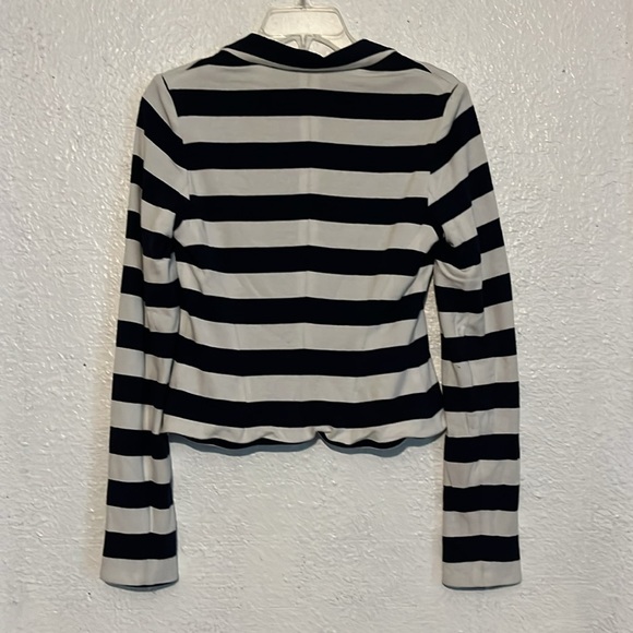 Bailey 44 plaque and white stretch blazer with button front size small - Picture 6 of 6